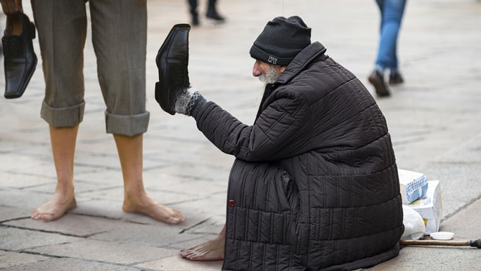 10 Incredible Acts Of Kindness CAUGHT ON CAMERA!